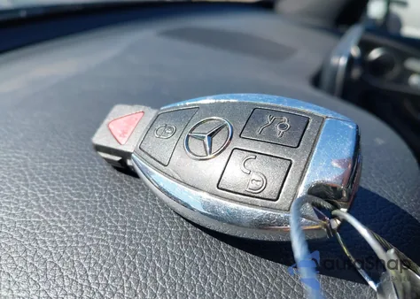 2018 Mercedes-Benz Glc 300 z USA, uszkodzony, nr VIN WDC0G4JB6JV062133